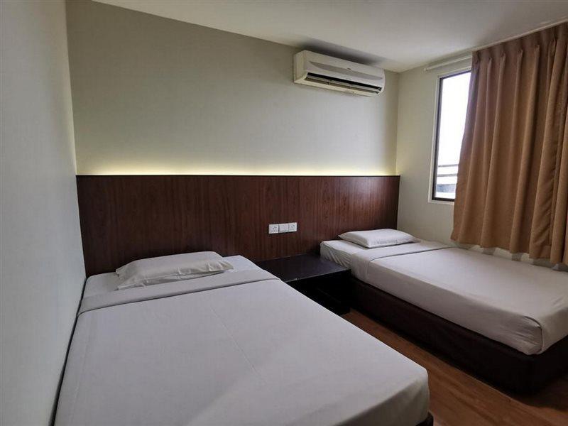 Hotel Holiday Kota Kinabalu Zewnętrze zdjęcie
