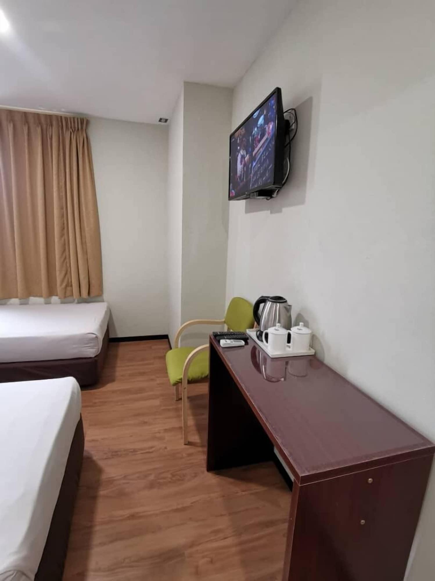 Hotel Holiday Kota Kinabalu Zewnętrze zdjęcie