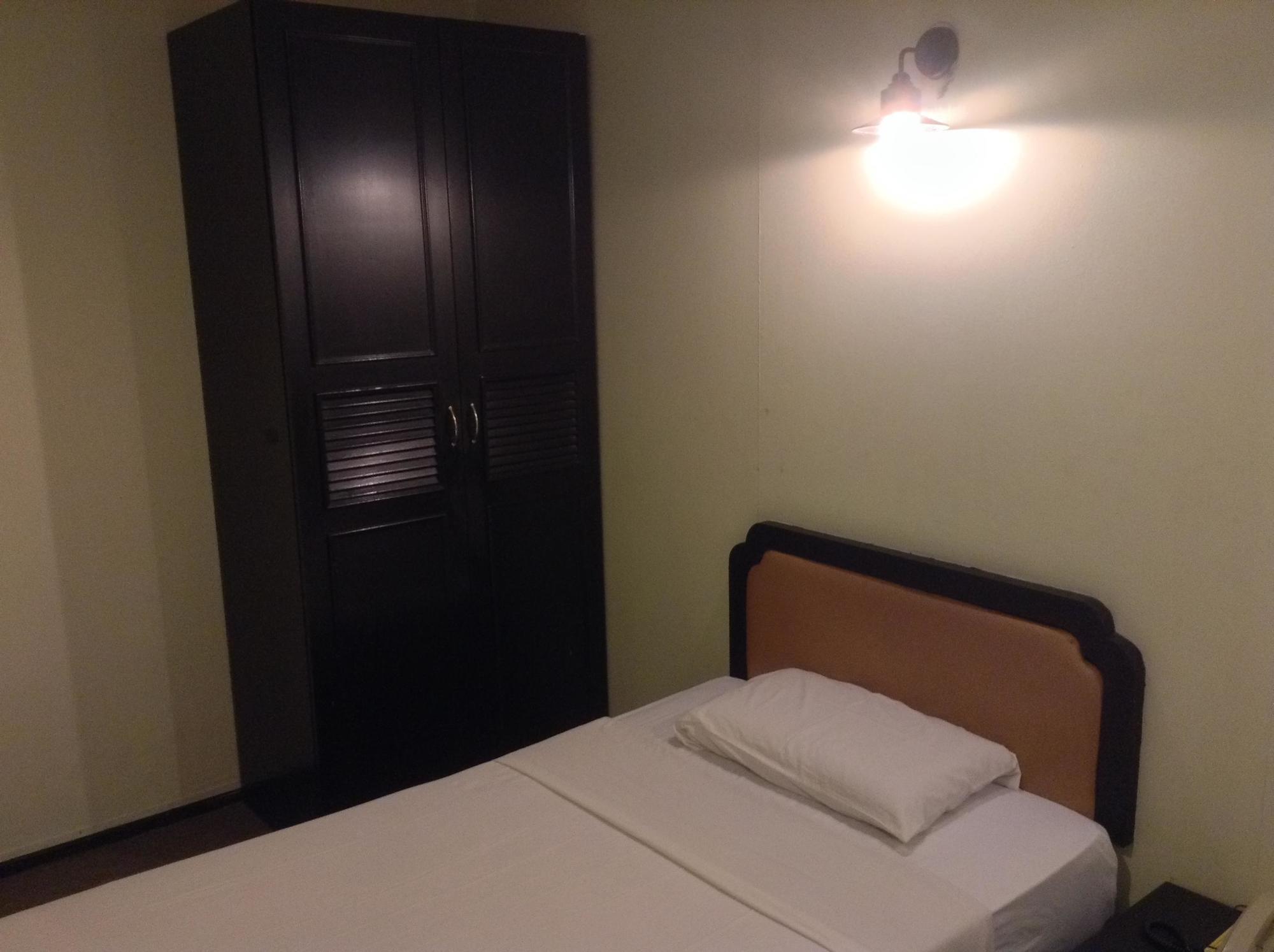 Hotel Holiday Kota Kinabalu Zewnętrze zdjęcie